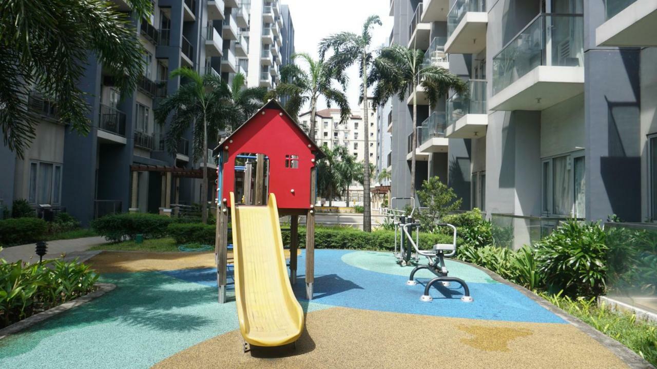 Palm Tree Condos Across Naia3 By Beth Manila Bagian luar foto