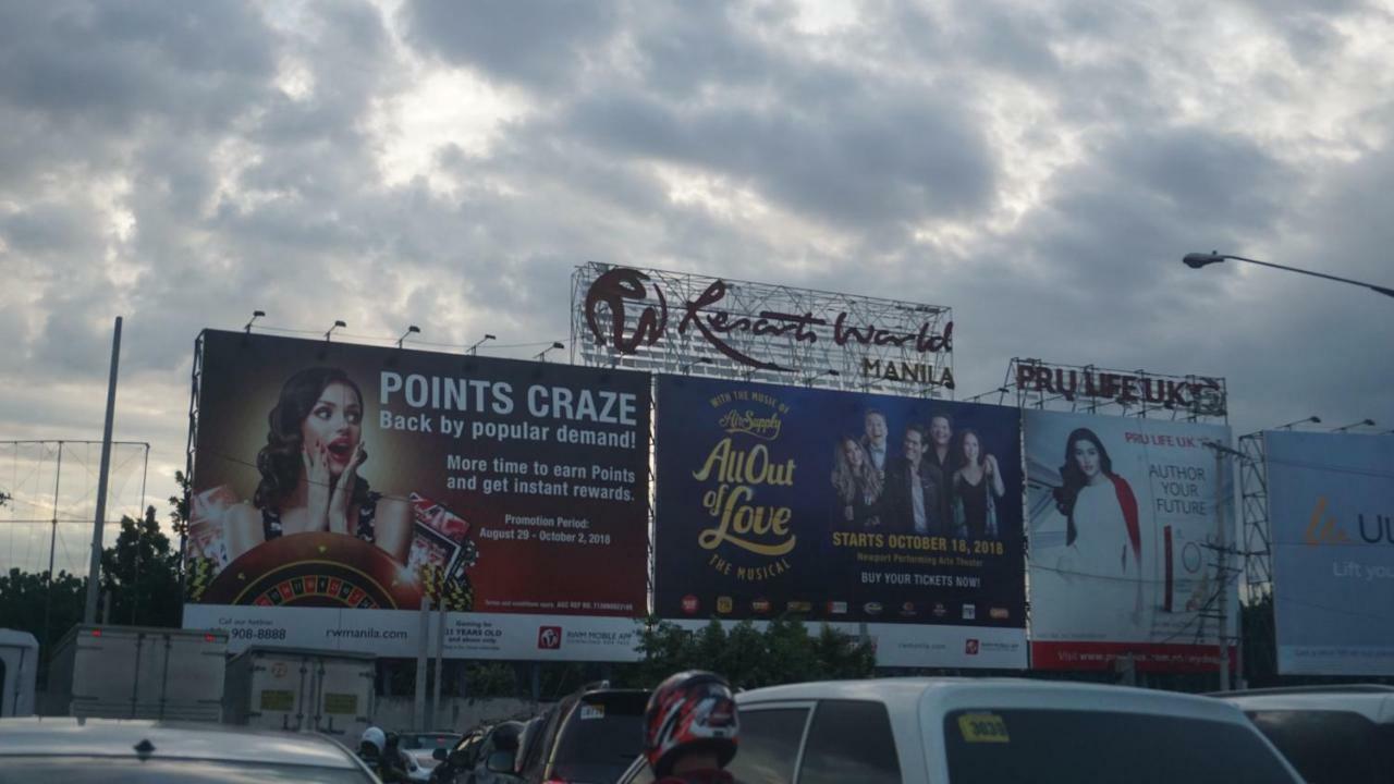 Palm Tree Condos Across Naia3 By Beth Manila Bagian luar foto